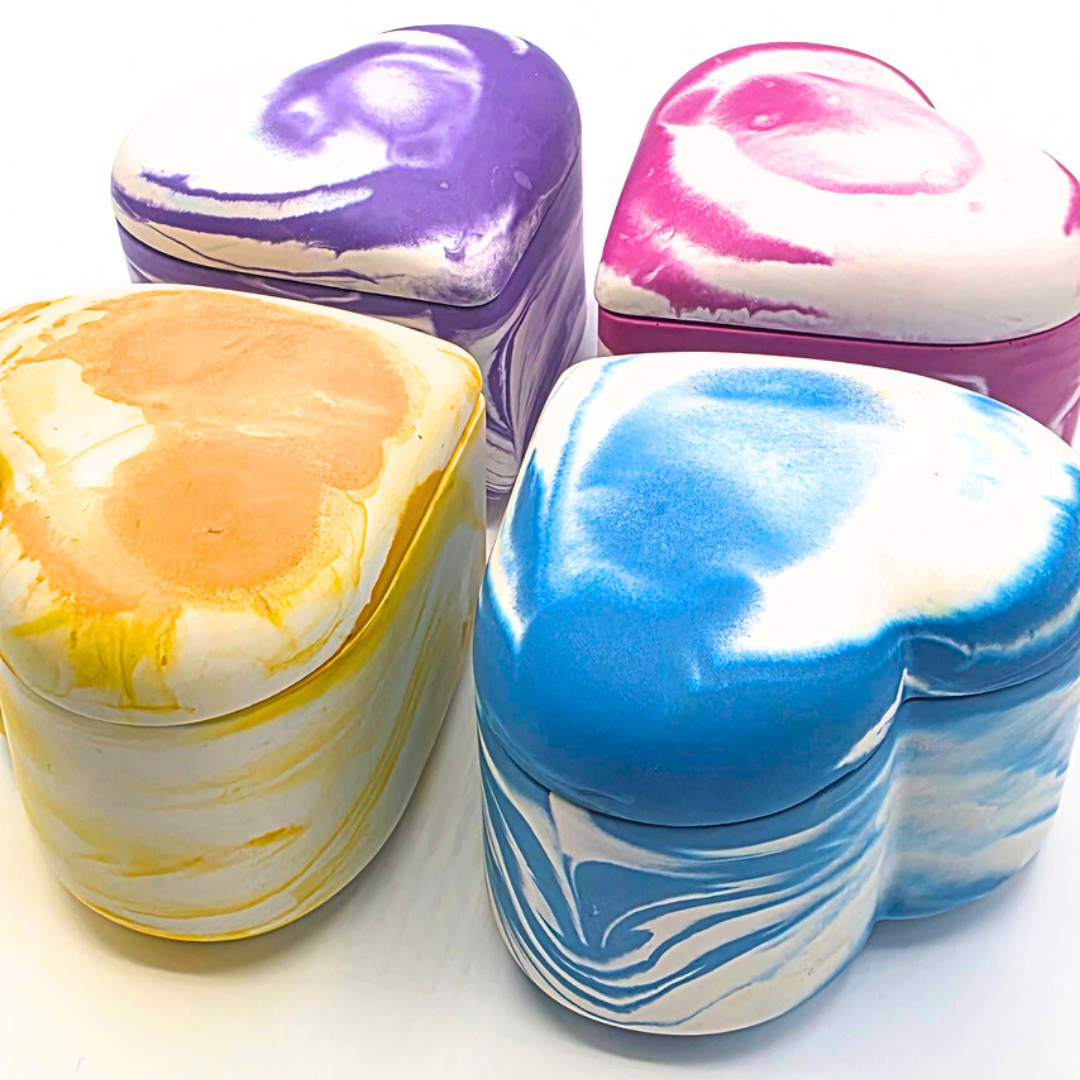 Lumânare artizanală "Mom's magic hour" | Vanilie, Nucă, Mosc