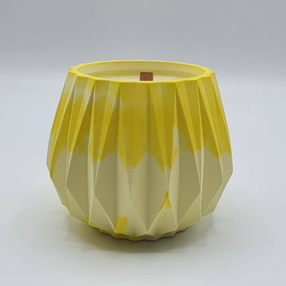 Lumânare artizanală "Tropical escape" | Lămâie, Lime, Mango, Piersică, Ananas