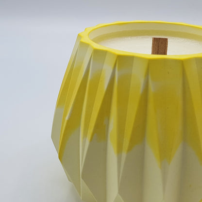 Lumânare artizanală "Tropical escape" | Lămâie, Lime, Mango, Piersică, Ananas