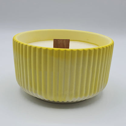 Lumânare artizanală "Tropical escape" | Lămâie, Lime, Mango, Piersică, Ananas
